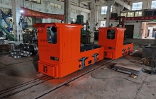 云南啟用長期閑置5噸湘潭電機(jī)車前要做什么？